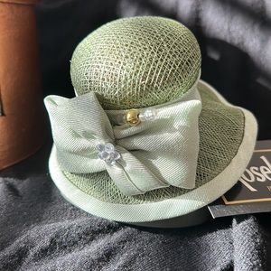 Rosebud Miss Clarethea Miniature Designer Hat “The Derby" Vintage & collectible